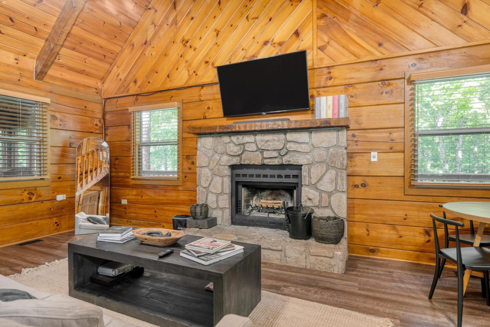 Dudley IV By Avantstay Cosy Cabin W Hot Tub Sweeping Views ピジョンフォージ エクステリア 写真